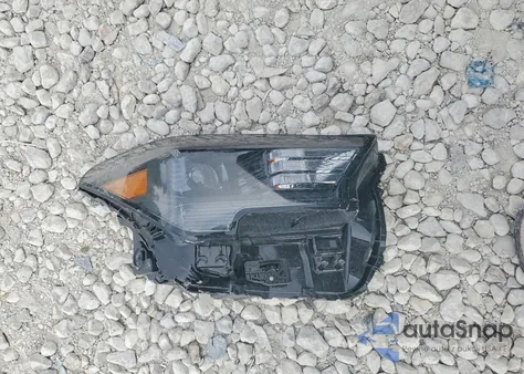 2024 Toyota Tacoma Double Cab z USA, uszkodzony, nr VIN 3TMKB5FN2RM014009